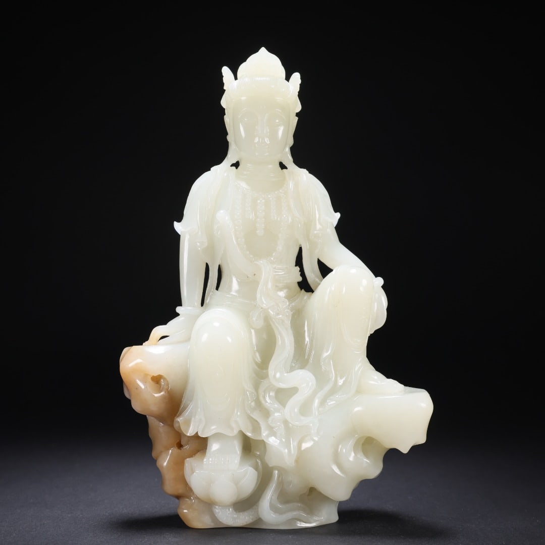 An Exquisite White Jade Statue of Avalokitesvara Ornament (1 of 9)