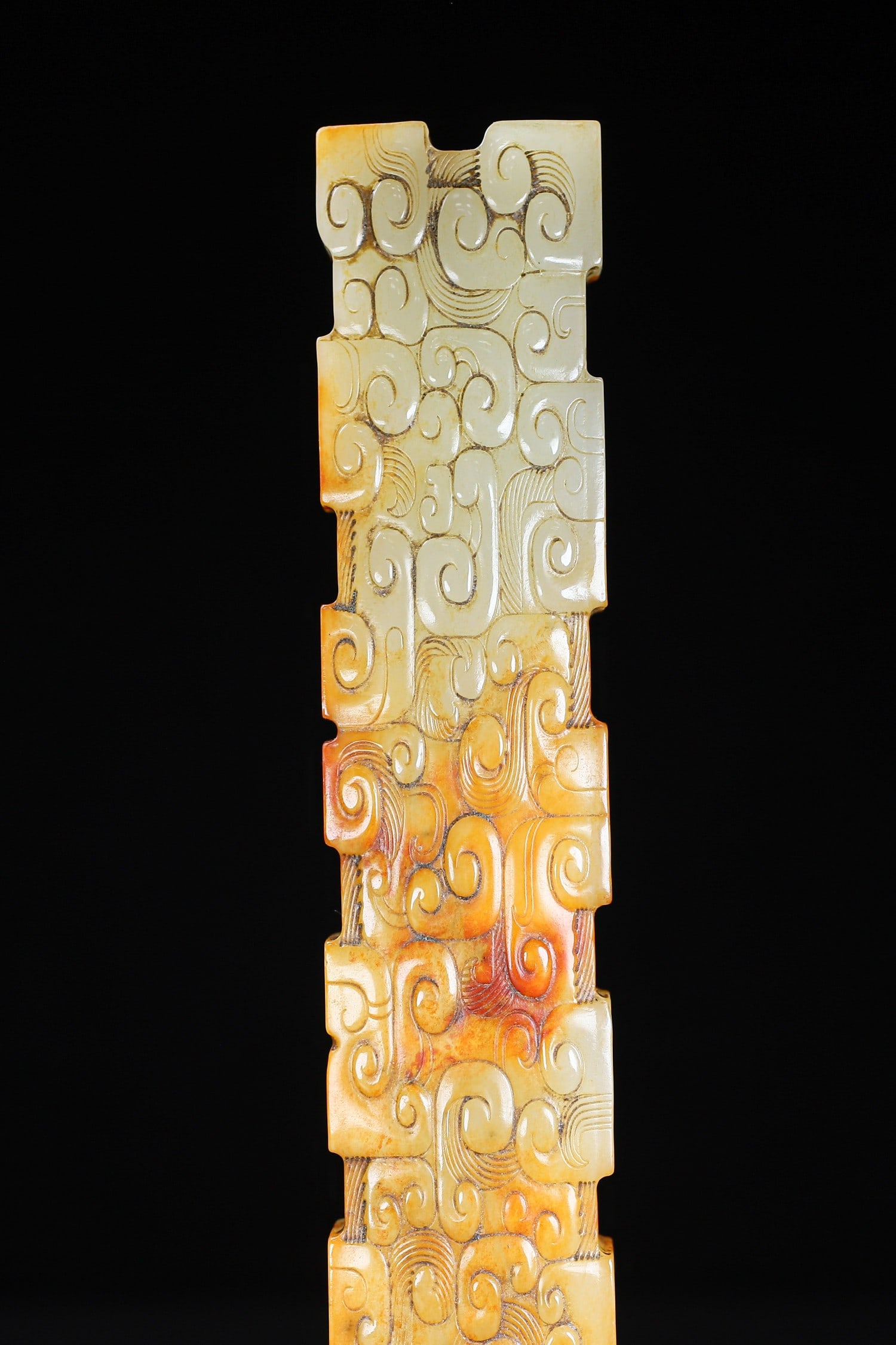 An Exquisite White Jade Ornament - 10