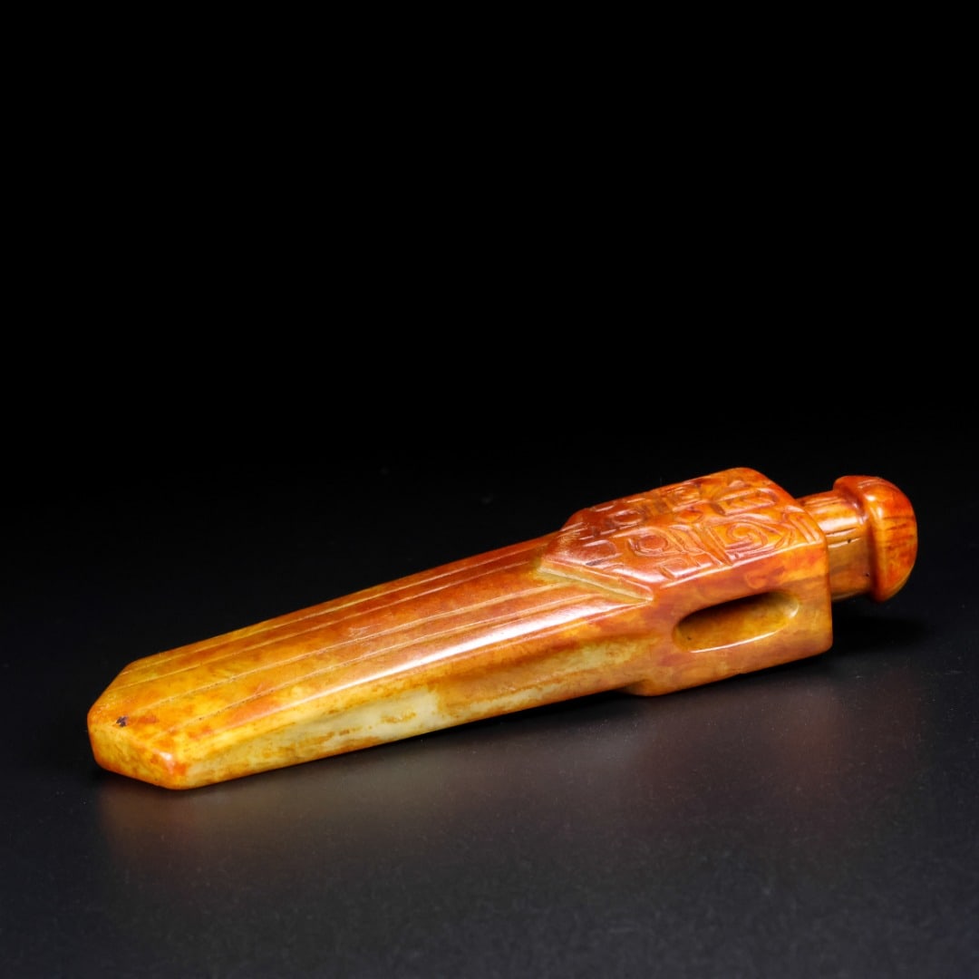 An Exquisite White Jade Ornament - 6