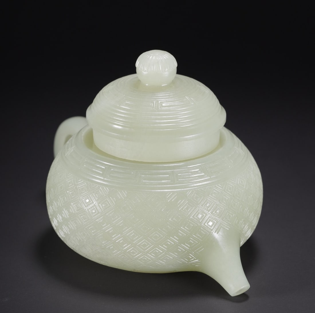 An Exquisite White Jade Teapot - 10