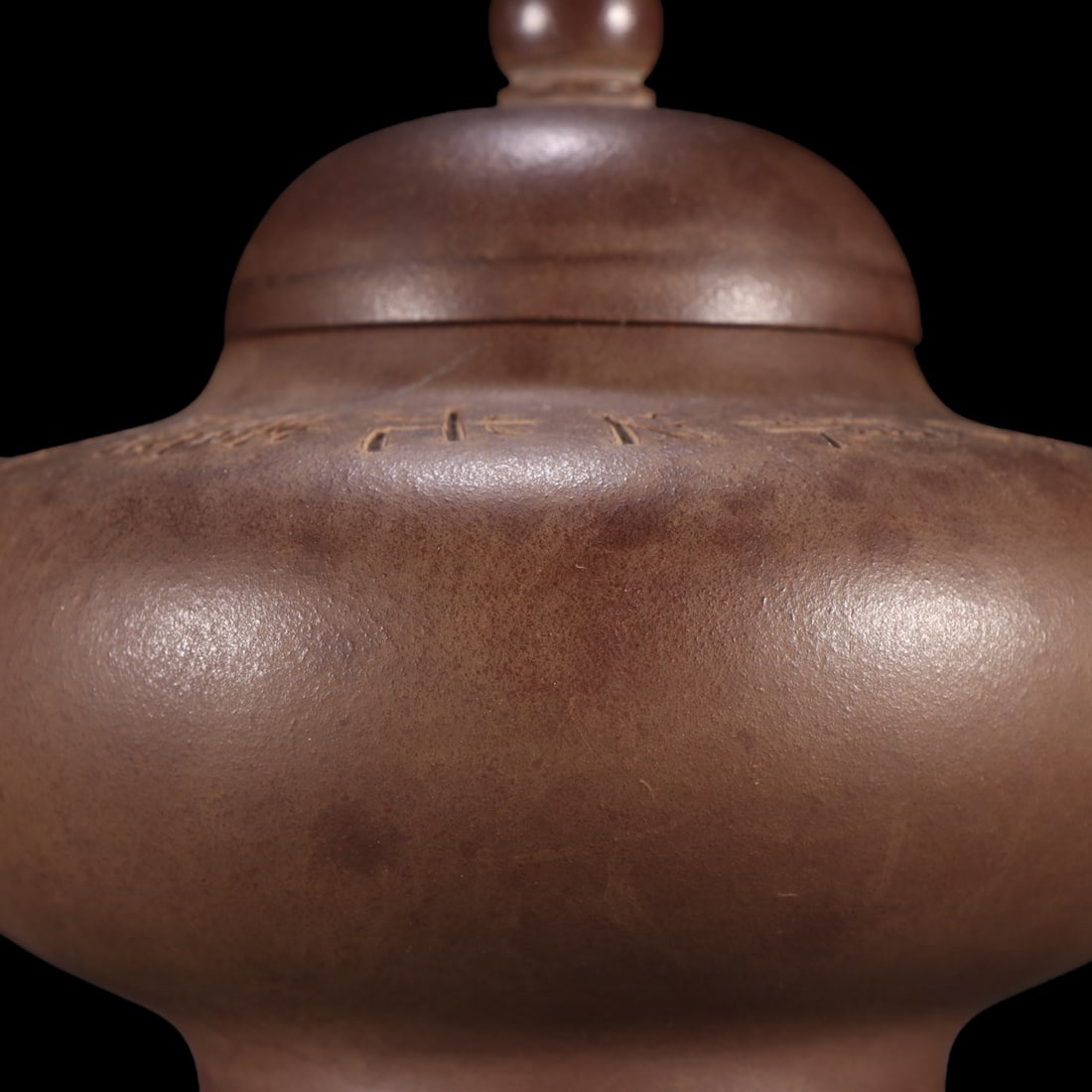 An Exquisite Purple Sands Teapot - 2