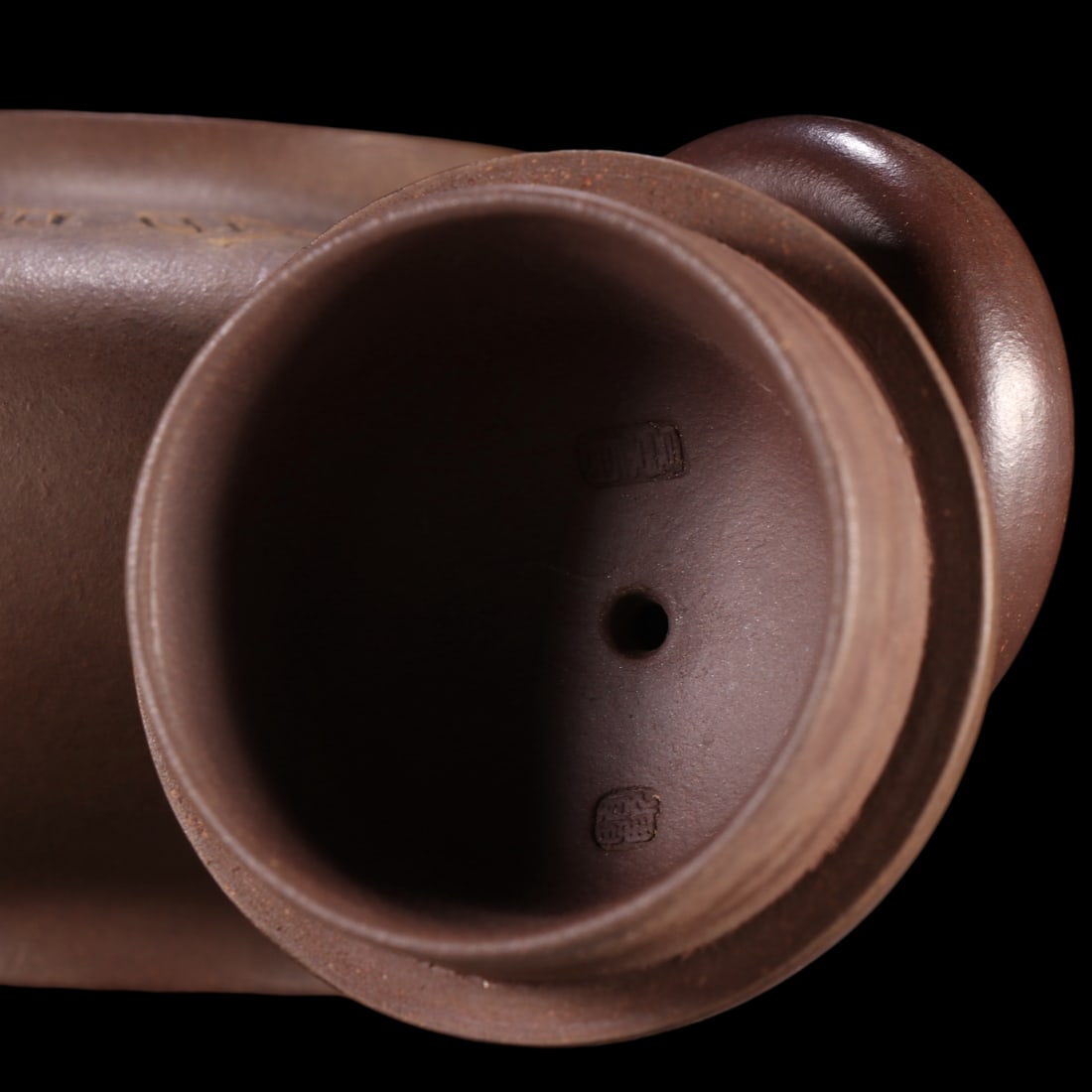 An Exquisite Purple Sands Teapot - 3