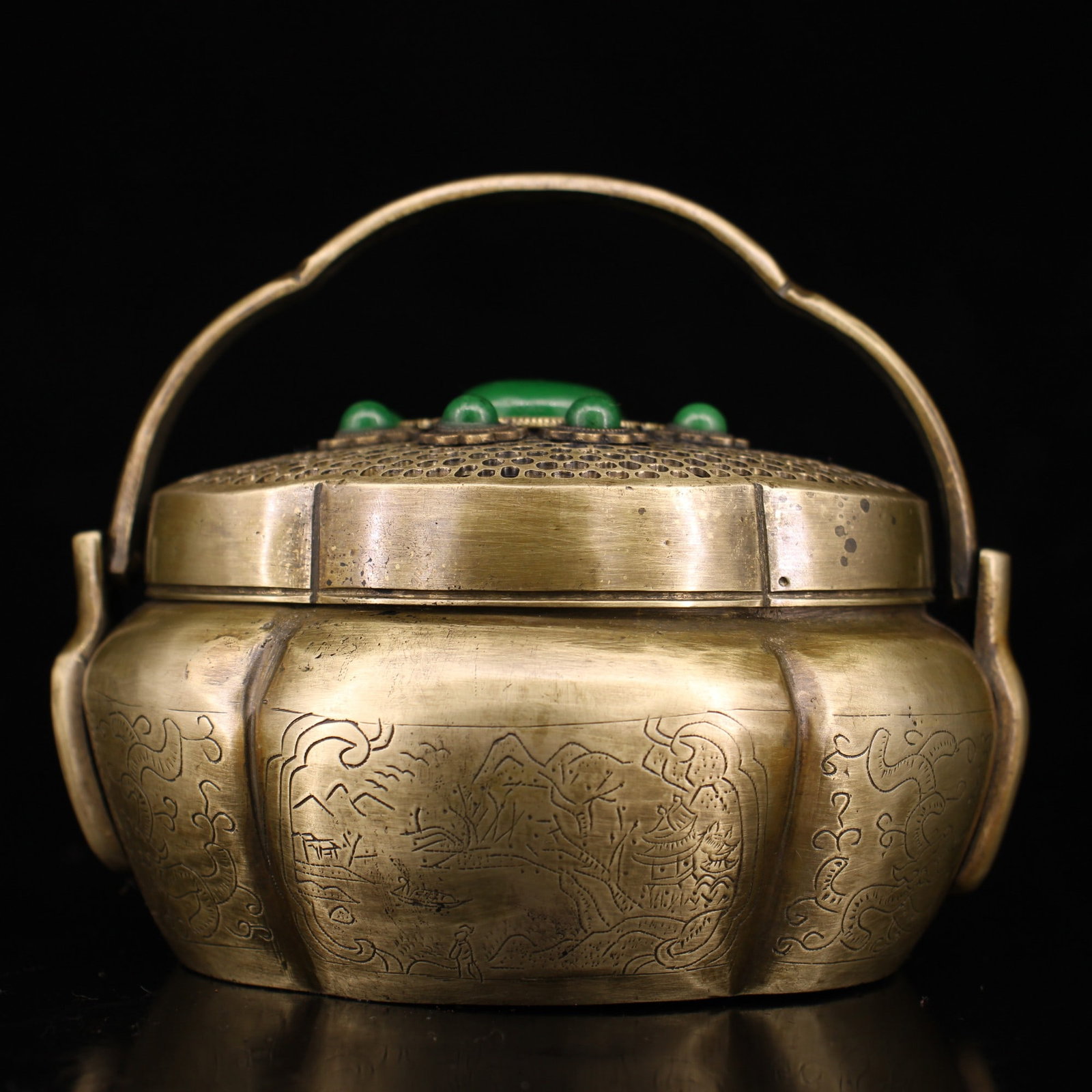 An Exquisite Bronze Inlaid Gems Landscape and Figure Pattern Censer: An Exquisite Bronze Inlaid Gems Landscape and Figure Pattern Censer Qing Dynasty, China Size:9cmx12.5cm Weight:574g (The Dimensions Of All Batches Are Manually Measured.If You Need More Detailed