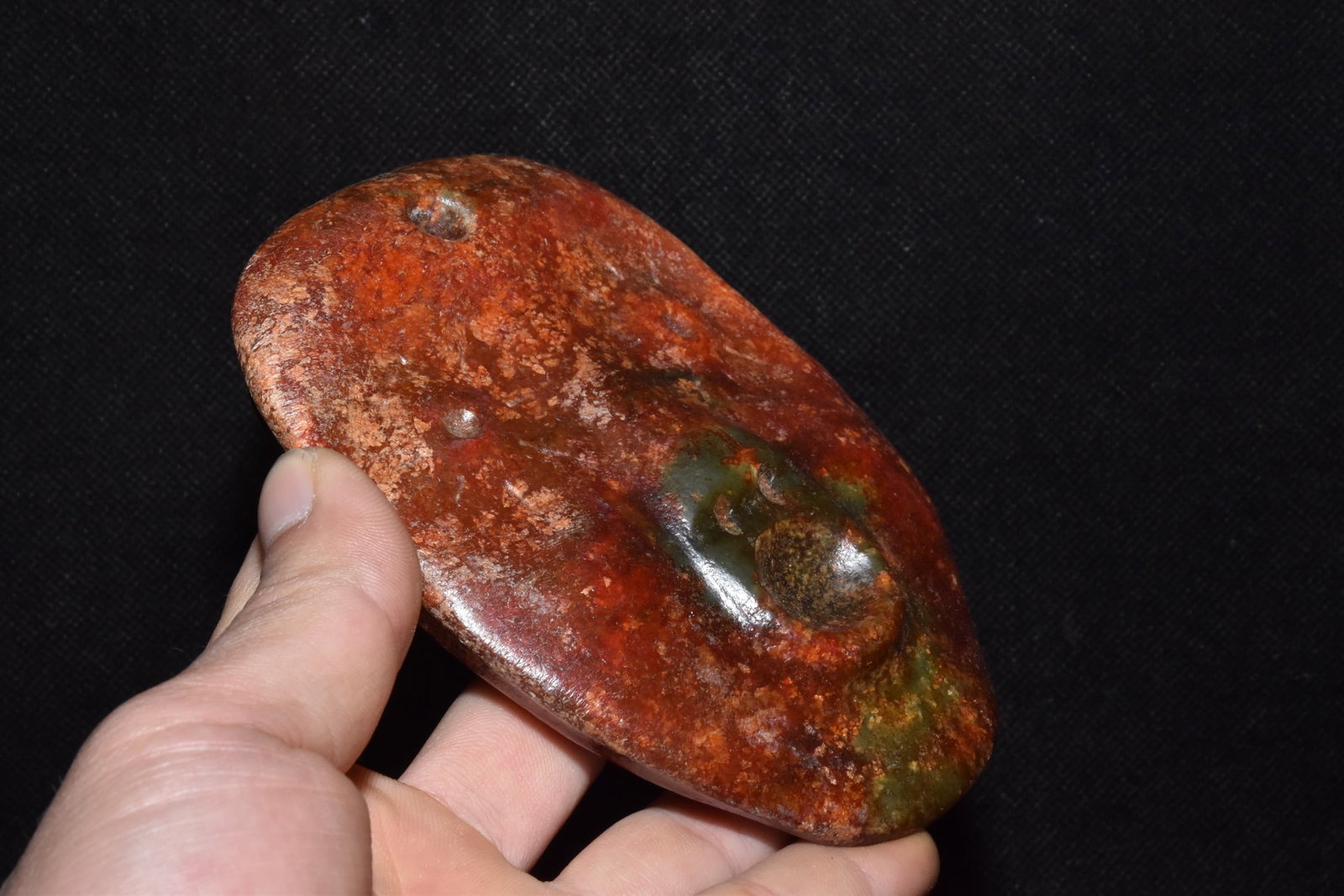 An Exquisite Hemo Jade Ornament - 3