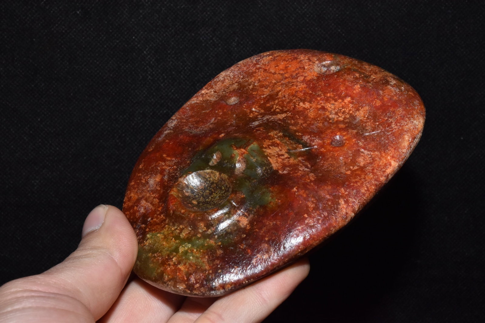 An Exquisite Hemo Jade Ornament - 4