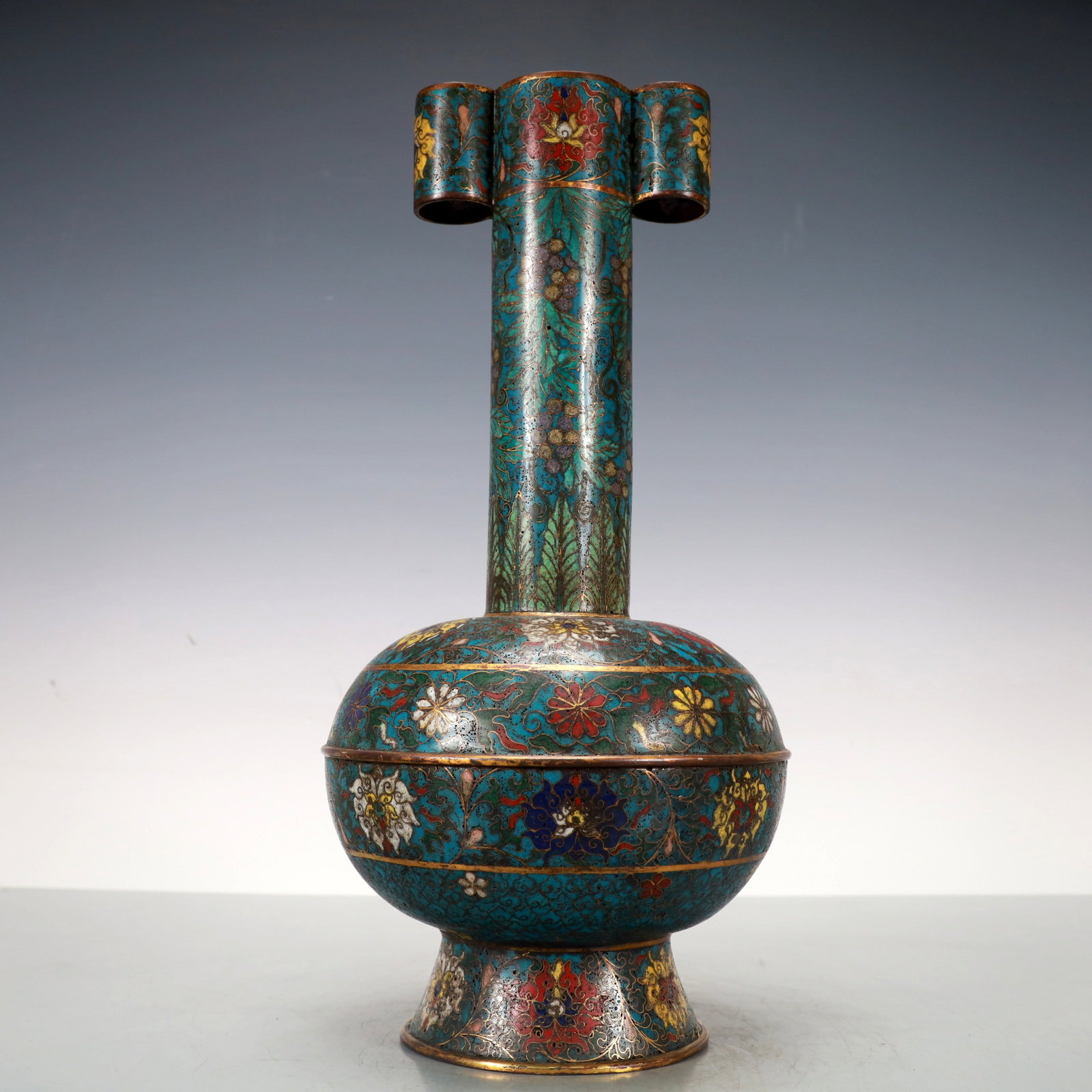 A Exquisite Cloisonne Gilt Bronze Lotus Pattern Vase (1 of 9)