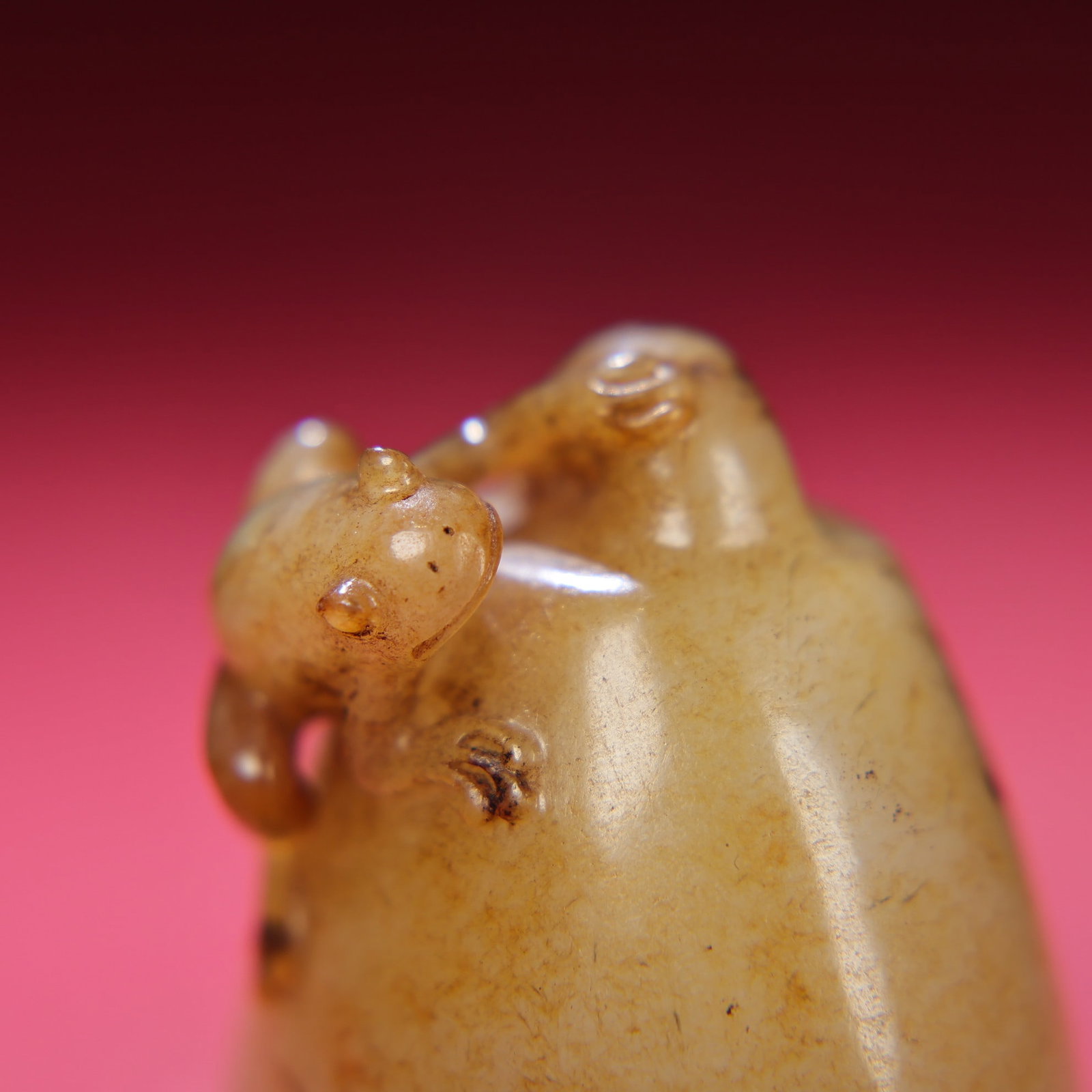 An Exquisite White Jade Frog Seal - 9