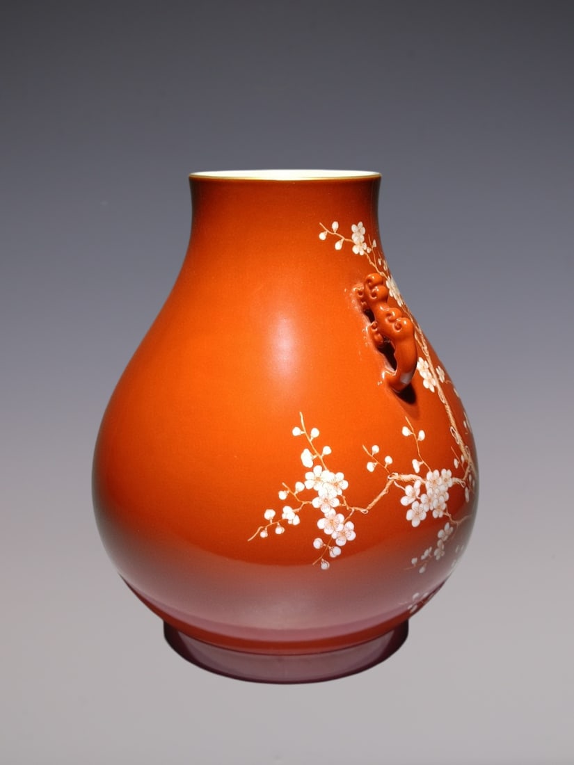 An Exquisite Iron-Red Flower Pattern Double-Ears Vase - 6
