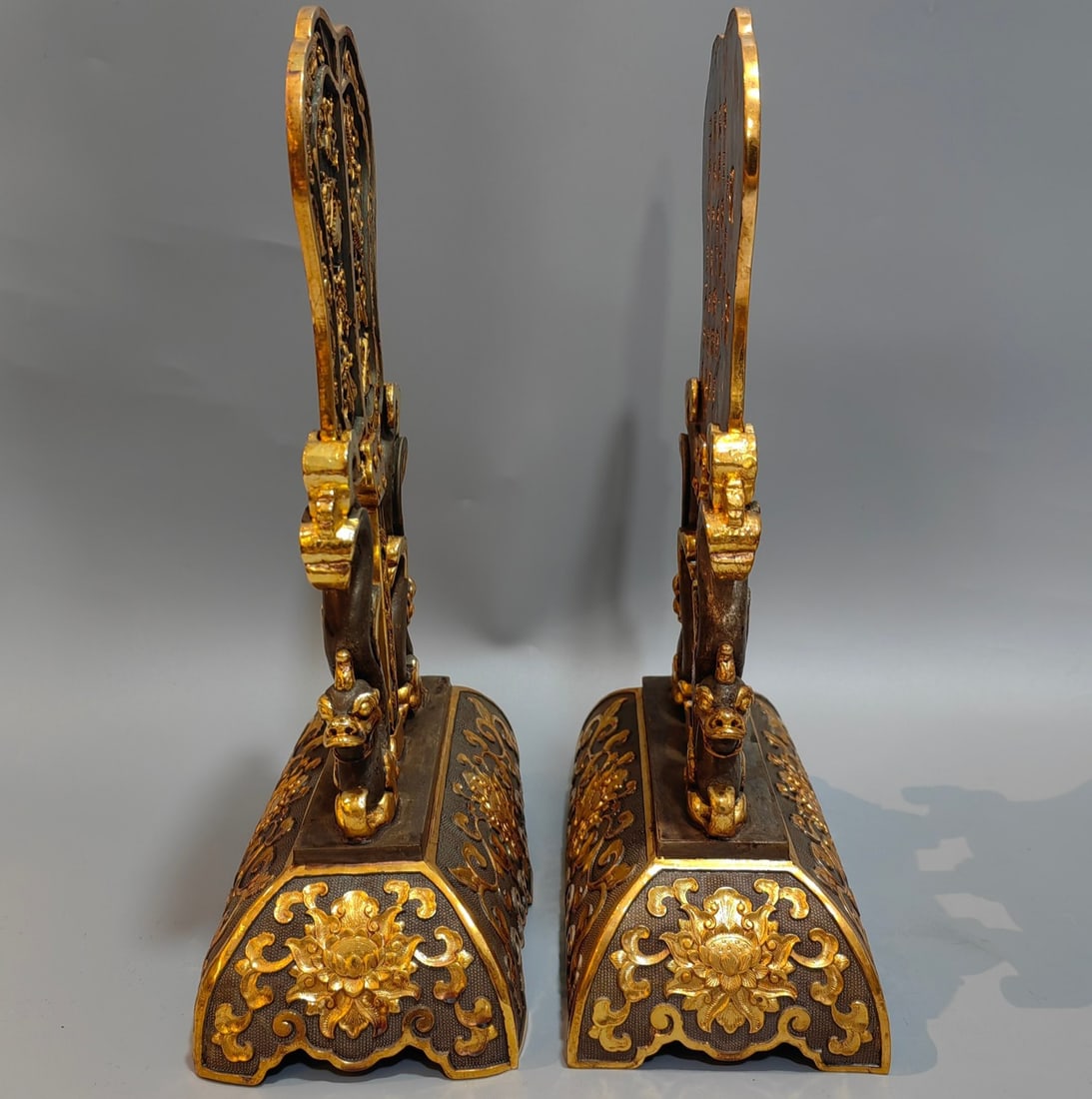 An Exquisite Gilt Bronze Eight Treasures Pattern Screen - 5