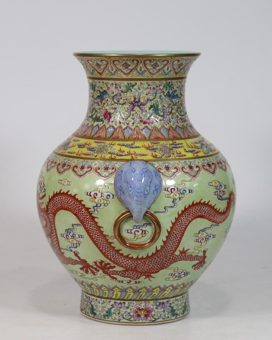 An Exquisite Iron-Red Dragon Pattern Lotus Pattern Double-Ears Vase - 2