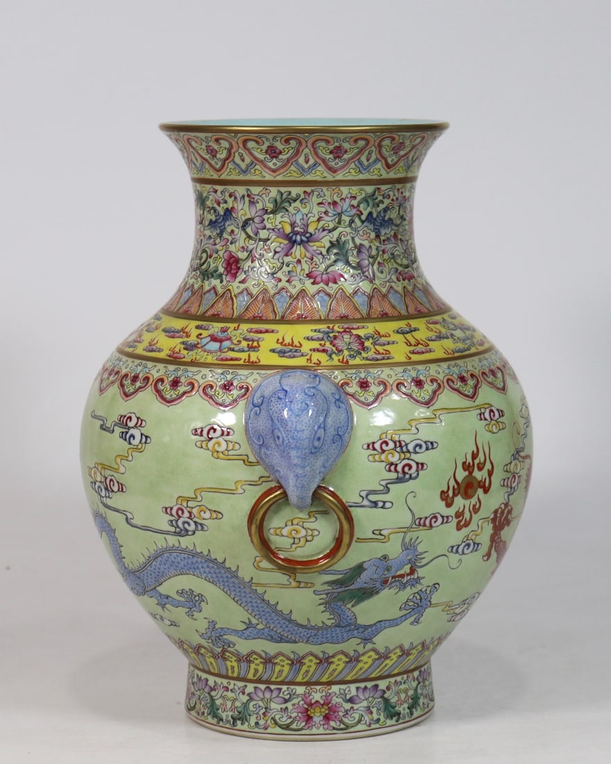 An Exquisite Iron-Red Dragon Pattern Lotus Pattern Double-Ears Vase - 4