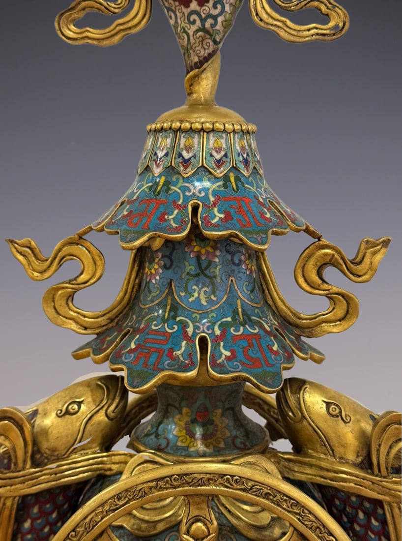 An Exquisite Cloisonne Lotus Pattern Ornament - 3