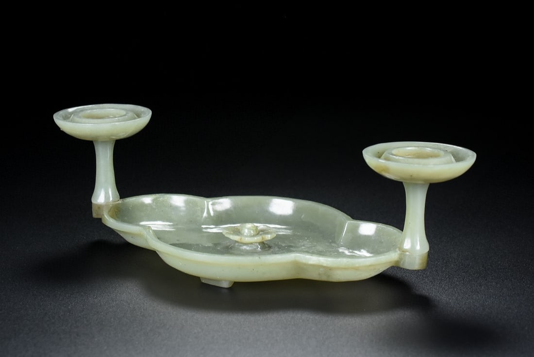 An Exquisite White Jade Candlestick - 5