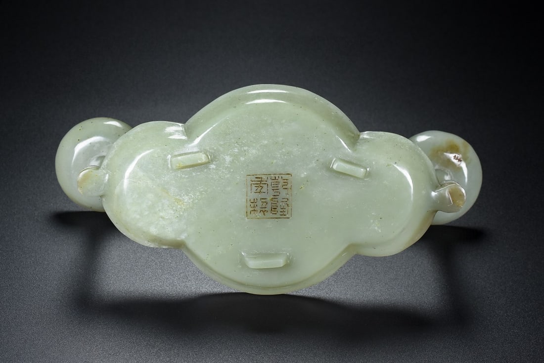 An Exquisite White Jade Candlestick - 9