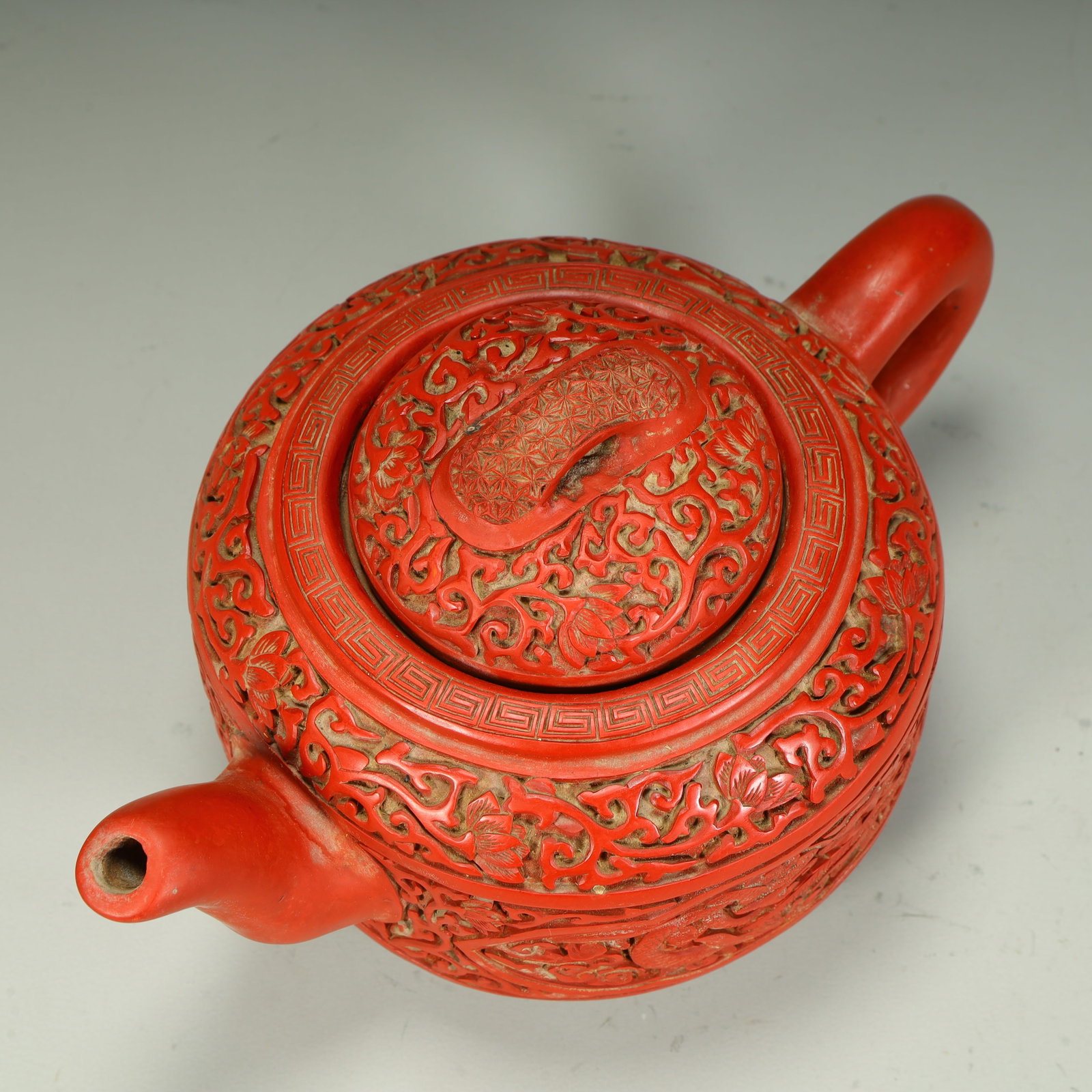 One teapot with carved red cloud and dragon patterns - 2