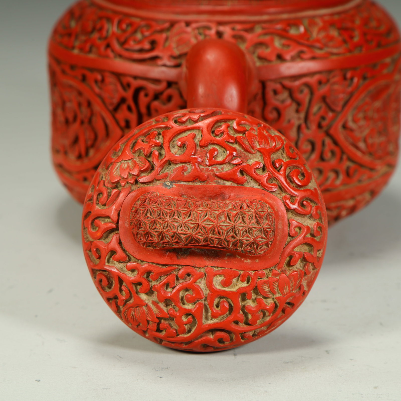 One teapot with carved red cloud and dragon patterns - 6