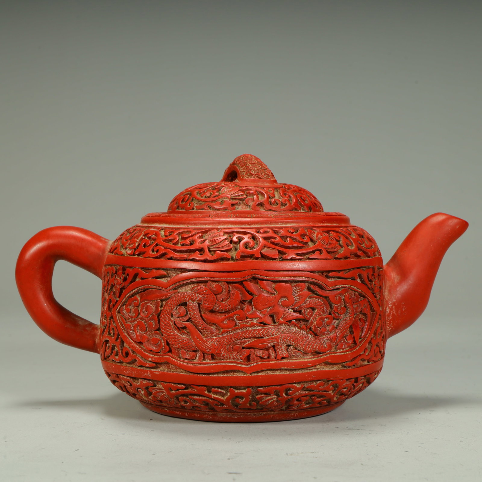 One teapot with carved red cloud and dragon patterns - 9