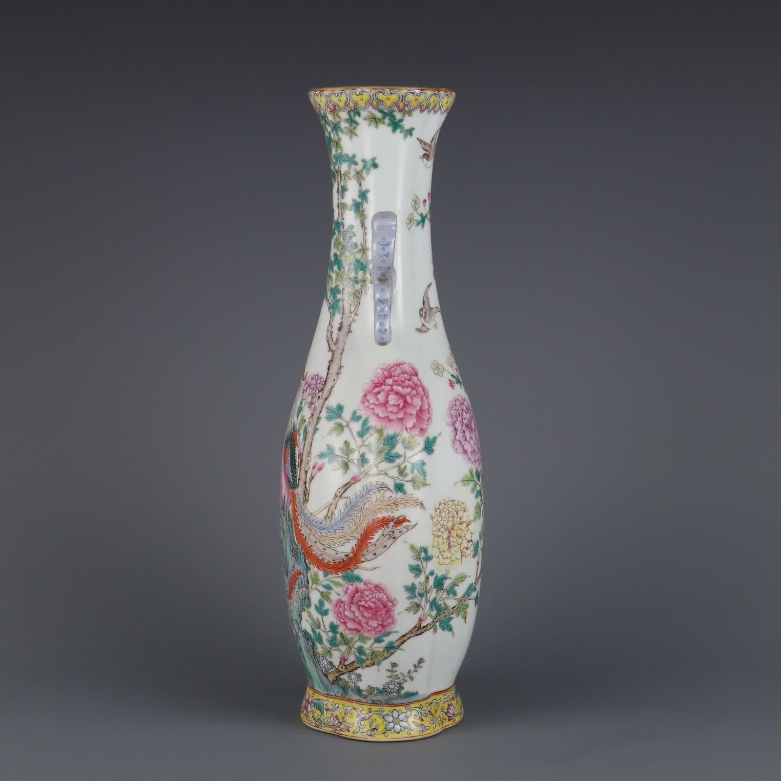 A Qing Qianlong period famille rose phoenix and peony floral bottle with melon and water chestnut - 2
