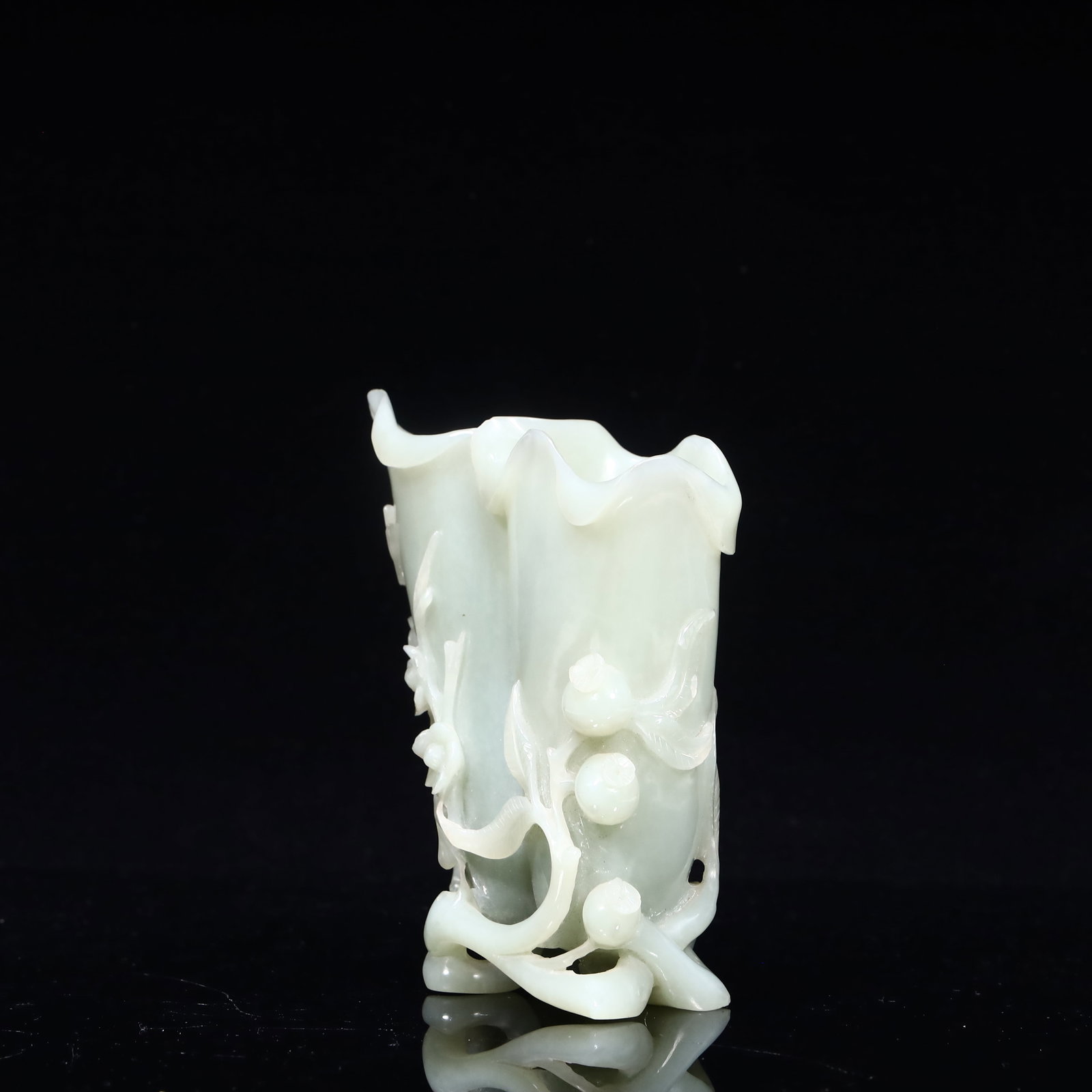 A Hetian jade brush washer - 2