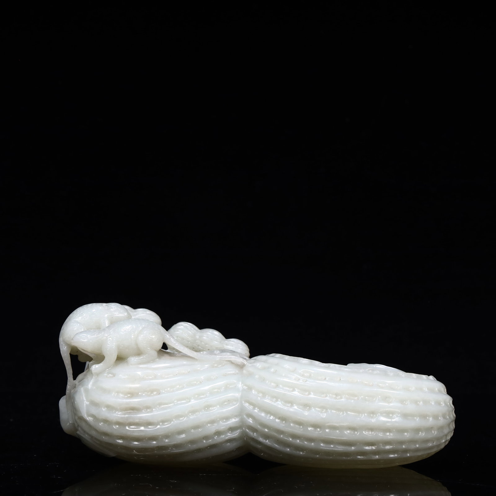 A Hetian jade peanut brush washer - 3