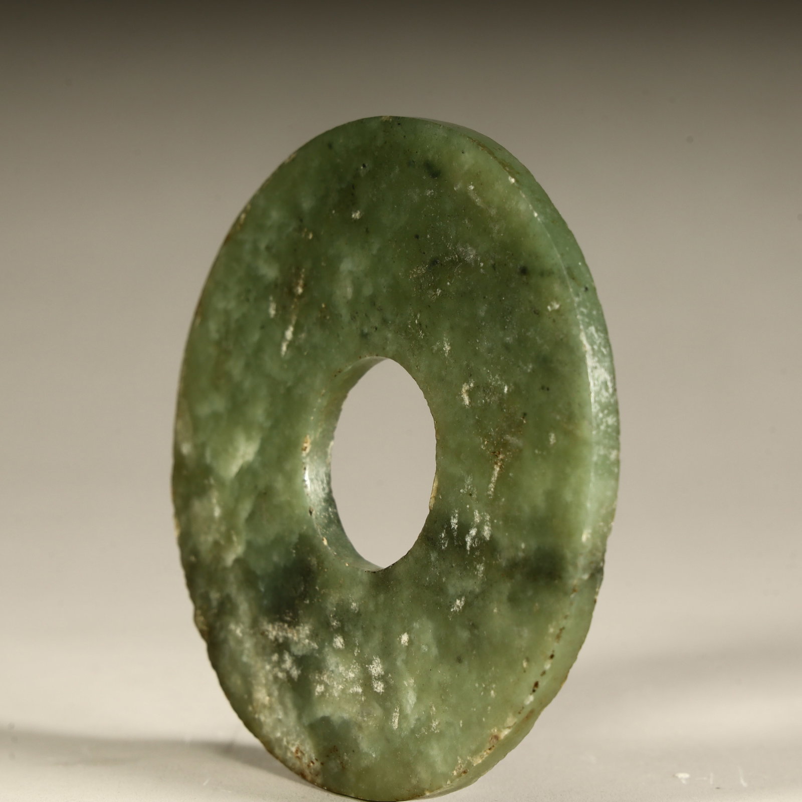 A Warring States Hetian jade disc is unfounded - 6