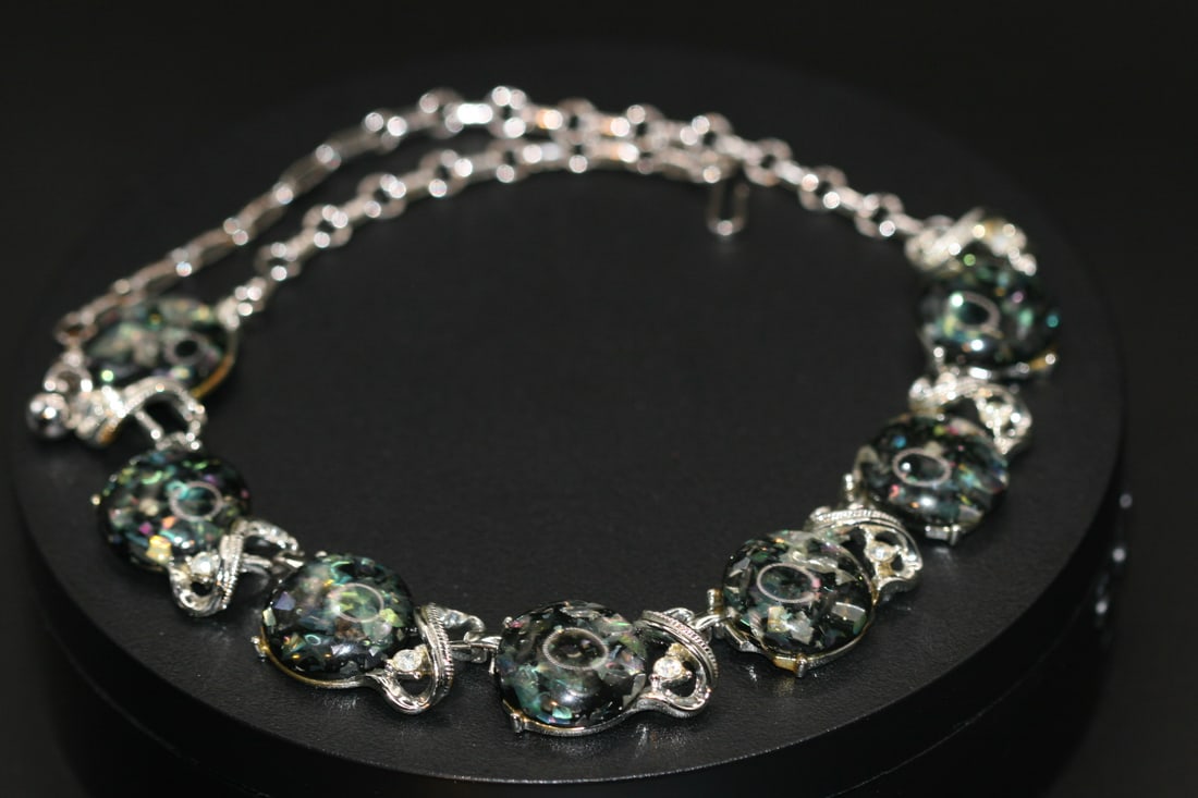 Coro Confetti Rhinestone Signed Necklace .lot#62: Coro Confetti Rhinestone Signed Necklace signed on the clasp Coro and measures 17" long x 3/4"