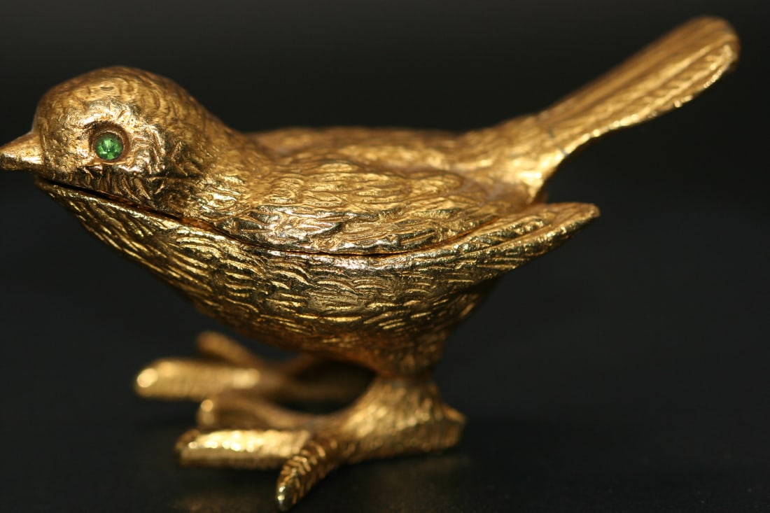 Florenza Bird Trinket box pill box secret box .lot#106: Florenza Bird Trinket box pill box secret box measures 3 1/4" x 1 3/8" signed inside