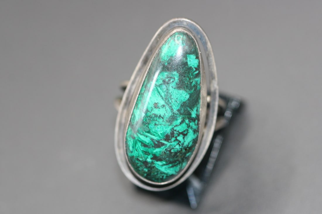 Israel Sterling 925 Ring one size signed Reuven  .lot#266 (1 of 5)