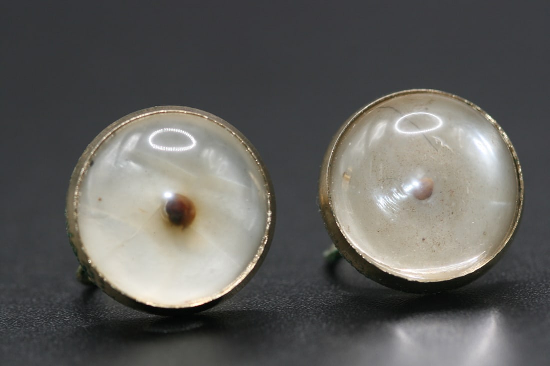 Coro 1930's vintage Glass Bubble Earrings .lot#394: Coro 1930's vintage Glass Bubble Earrings very old unusual Earrings Screw Back signed Coro