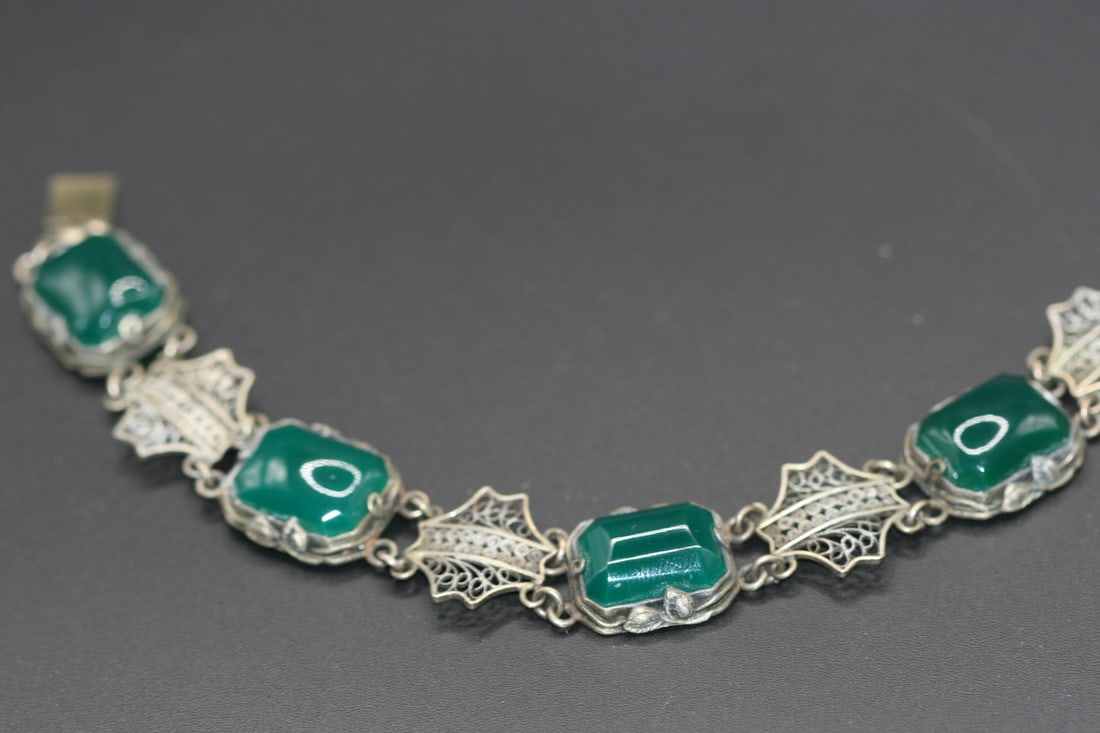 Filigree Chinese Export Bracelet green jade glass bracelet Vintage   .Lot#22 (1 of 4)