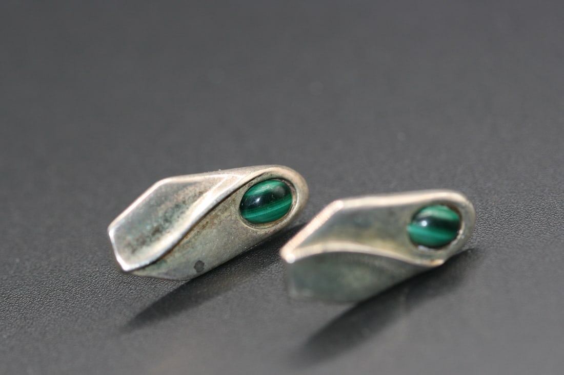 Malachite Sterling Silver 925 Signed P Pierced Earrings   .Lot#80 (1 of 5)