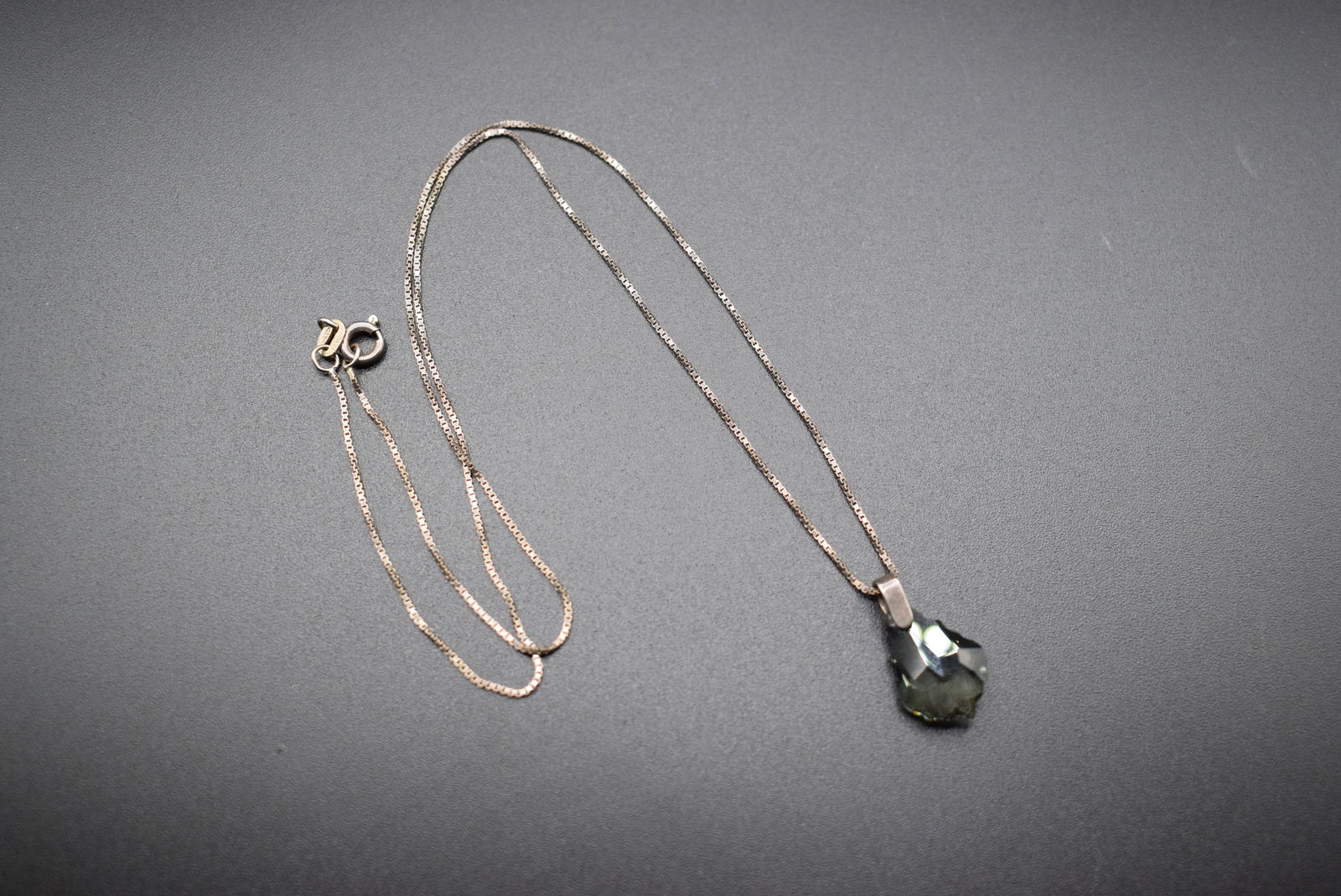 crystal necklace sterling Silver 925 Genuine Crystal Drop .Lot#165: crystal necklace sterling Silver 925 Genuine Crystal Drop chain 18" long crystal measures 3/4" x 1/2"