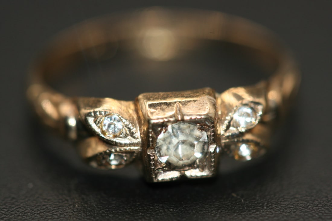 10K Gold Filled vintage Ring size 6.5     .Lot#185 (1 of 5)