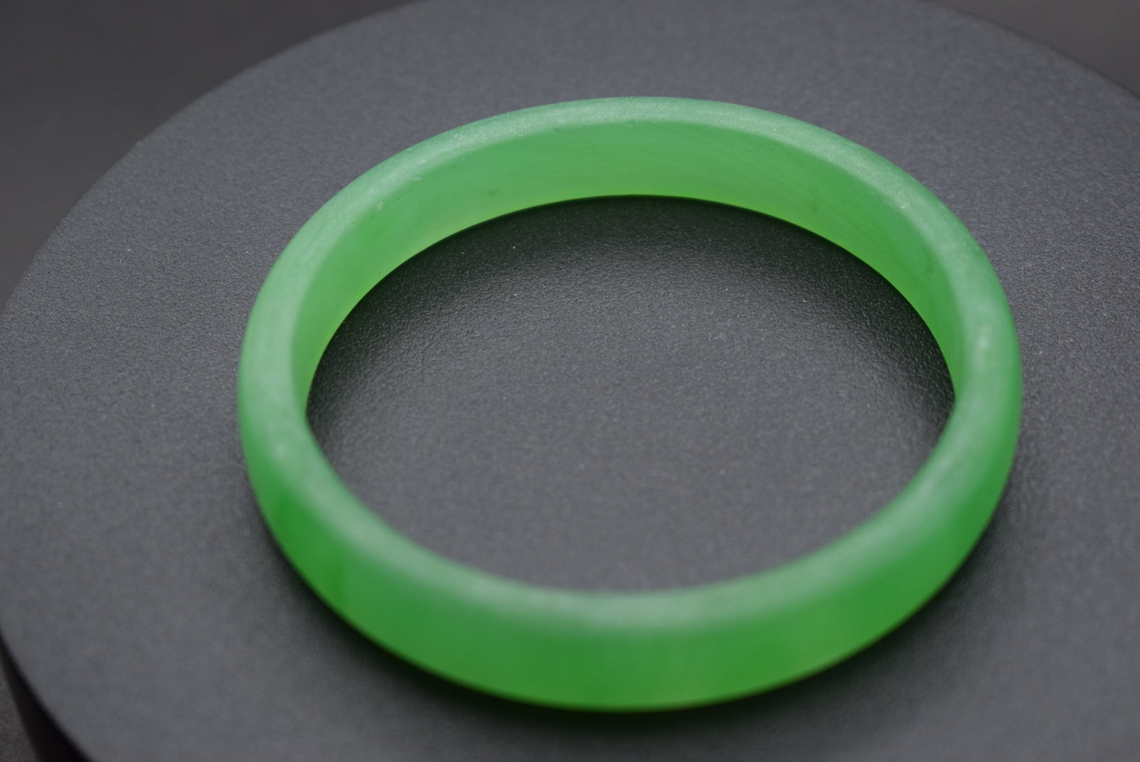 Green Frosted Givree Glass Bangle Bracelet Lot 328: Green Frosted Givree Glass Bangle Bracelet measures 1/2" wide and the opening Measures 2 1/2" across