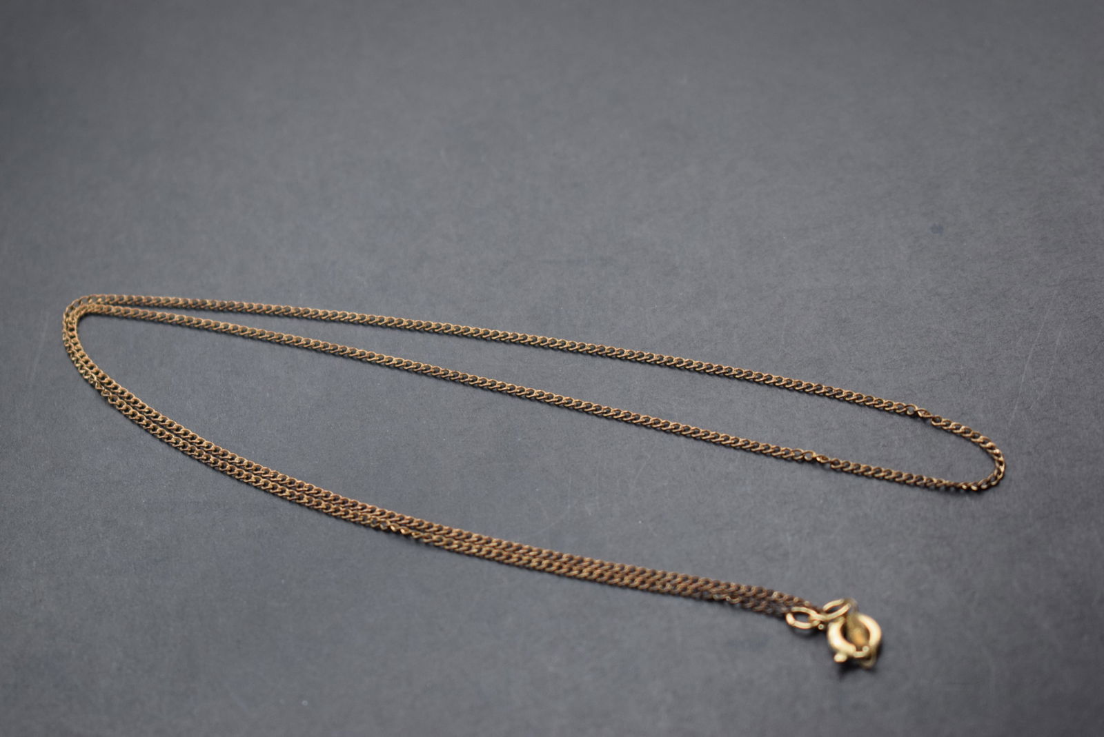 12K Gold Filled Vintage Chain 17" long Lot 362: 12K Gold Filled Vintage Chain measures 17" Signed 1/20 12K GF in two places