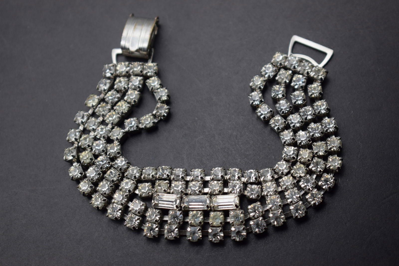 1940's Rhinestone Vintage Bracelet Lot 385 (1 of 2)
