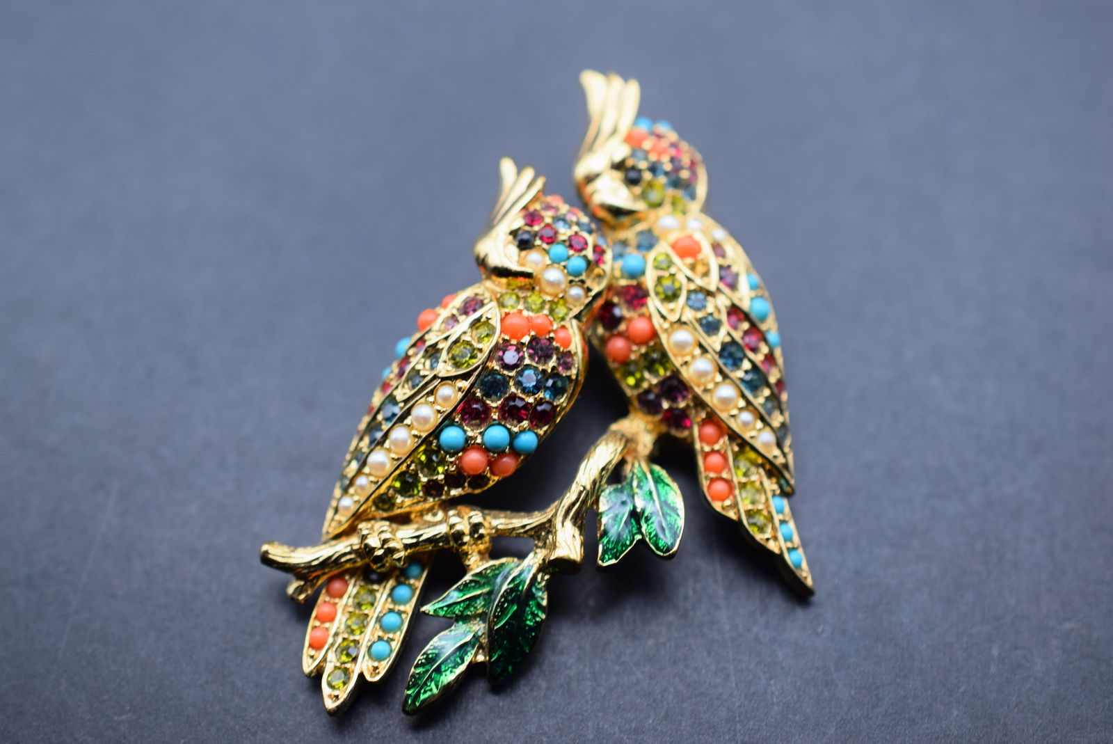 Dorlan Marcel Boucher Parrot Bird Seed Bead Vintage Brooch Pin Lot 519 (1 of 3)