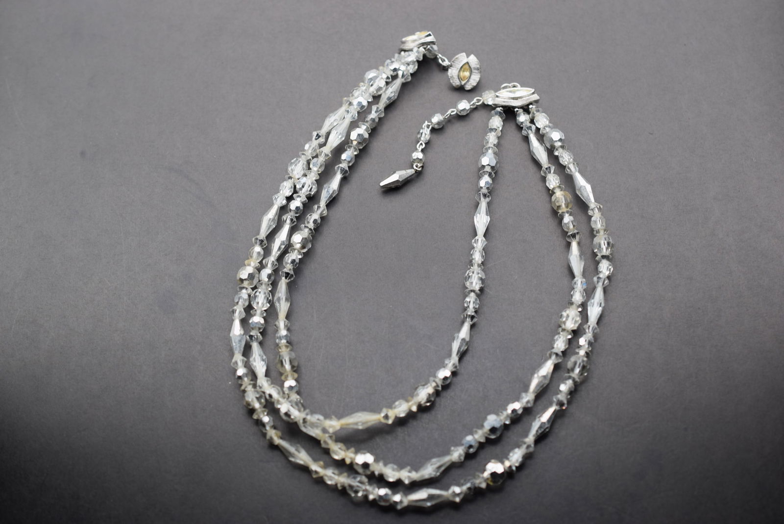 Sherman Silvery Crystal Bead Vintage 1940's Necklace Lot 810 (1 of 4)