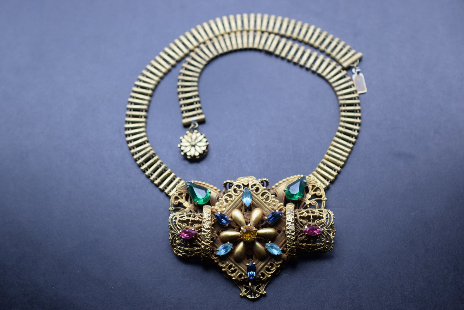 Filigree Rhinestone Vintage Necklace 1940's Lot 834: Filigree Rhinestone Vintage Necklace 1940's measures 18" long and drop front measures 2 1/4"