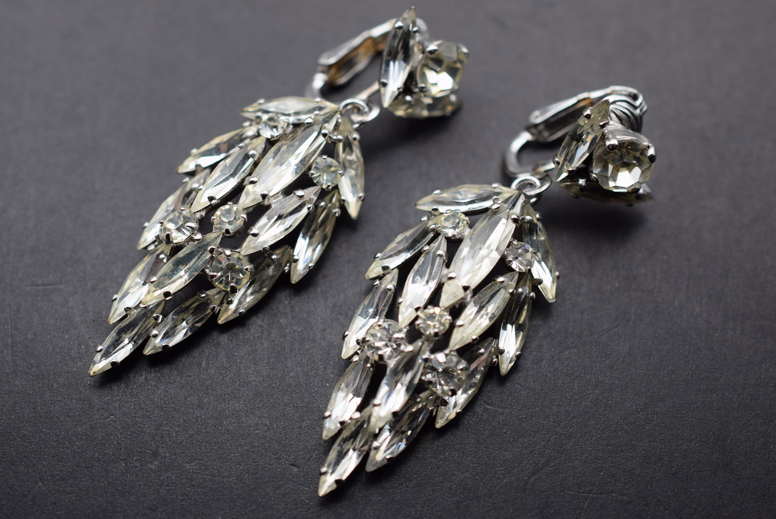 Sherman Rhinestone Chandelier Dangle Clip Earrings Lot 985 (1 of 2)
