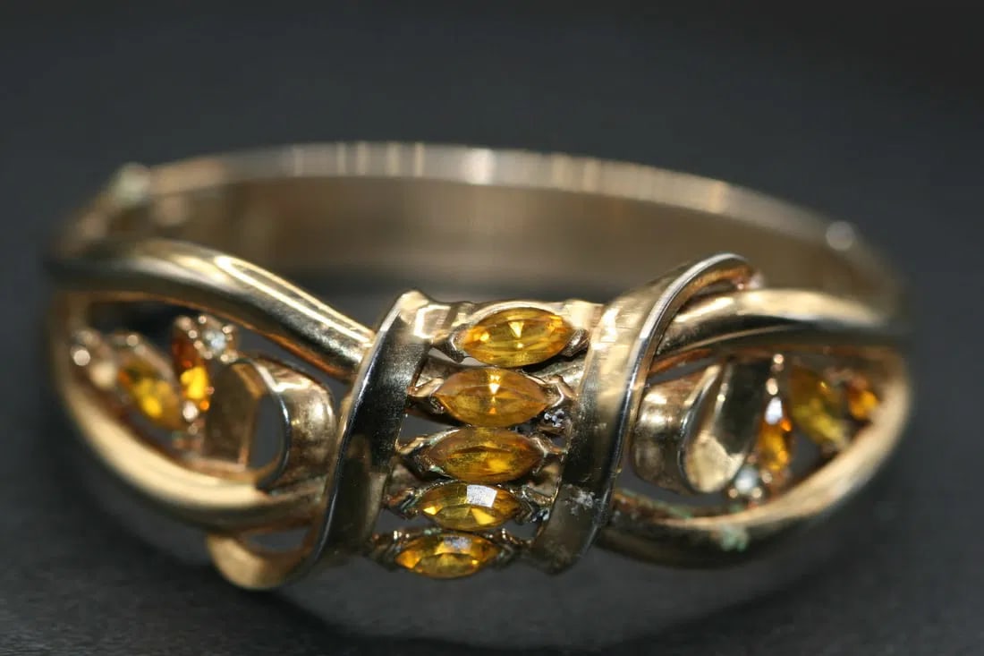 Trifari Bangle Amber Rhinestone Bracelet Clamper Vintage Signed .lot#30 (1 of 6)