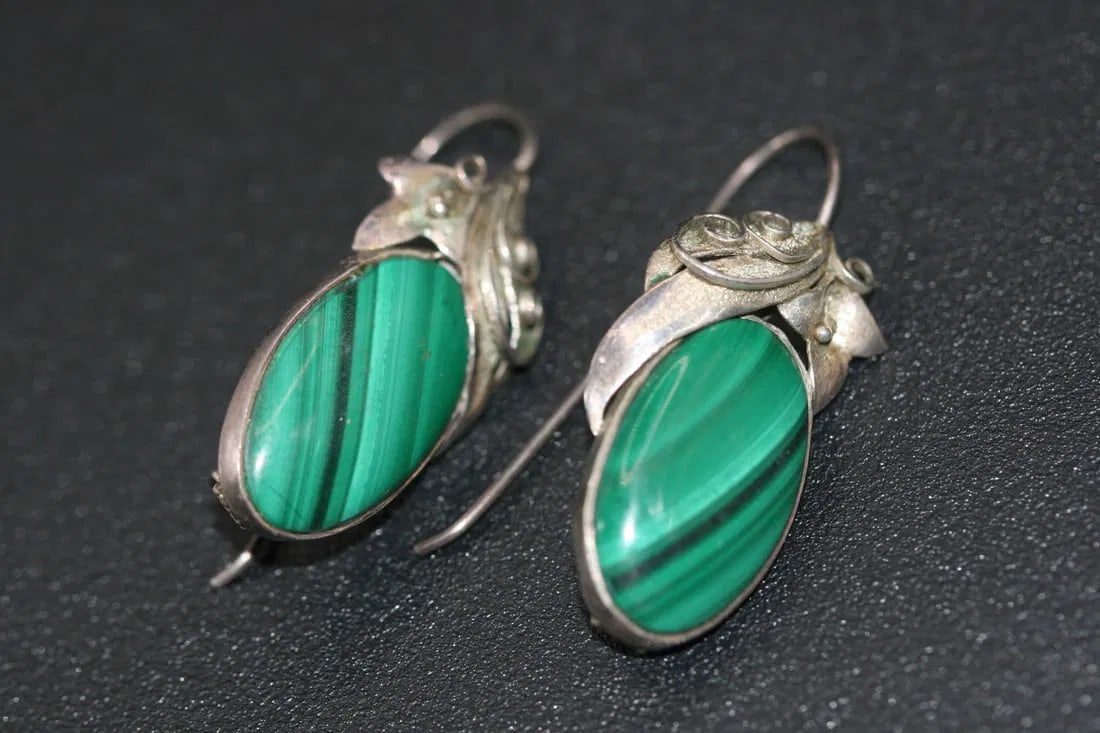 Malachite Pierced Earrings .lot#110: Malachite Pierced Earrings measures 1 1/8" x 5/8" without the hook