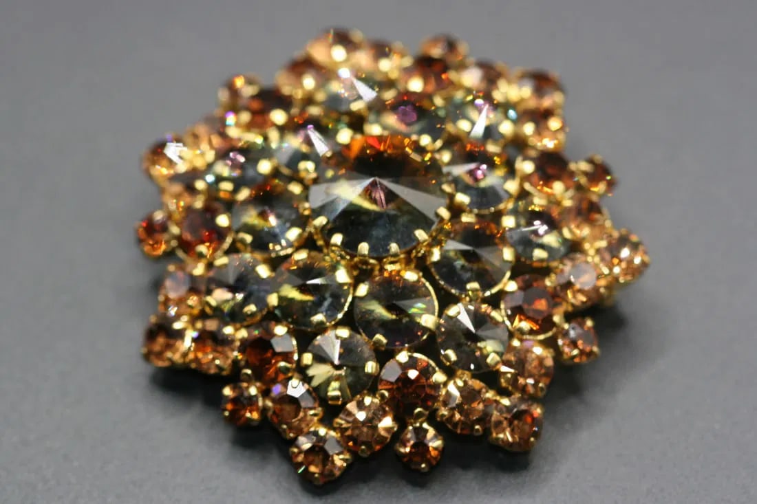 Austria Rivoli Rhinestone Huge Brooch Pin Vintage  .lot#296 (1 of 4)
