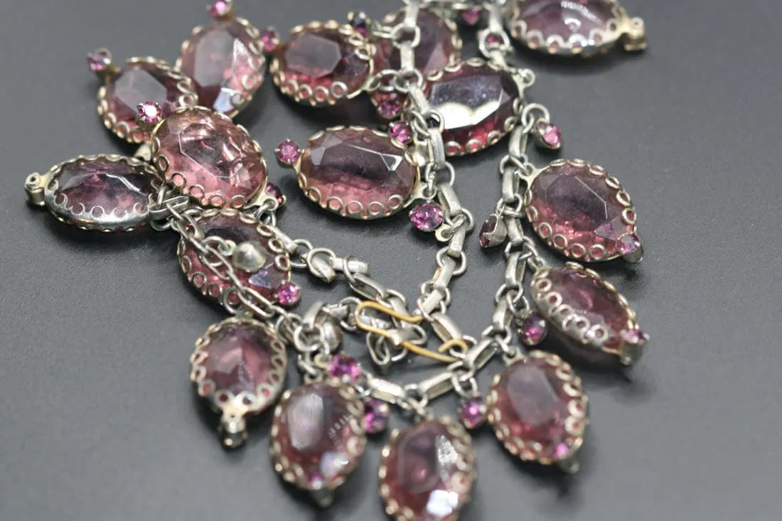 Amethyst Glass intricate set Necklace Vintage .lot#330: Amethyst Glass intricate set Necklace Vintage measures 16" long x 1 1/8"