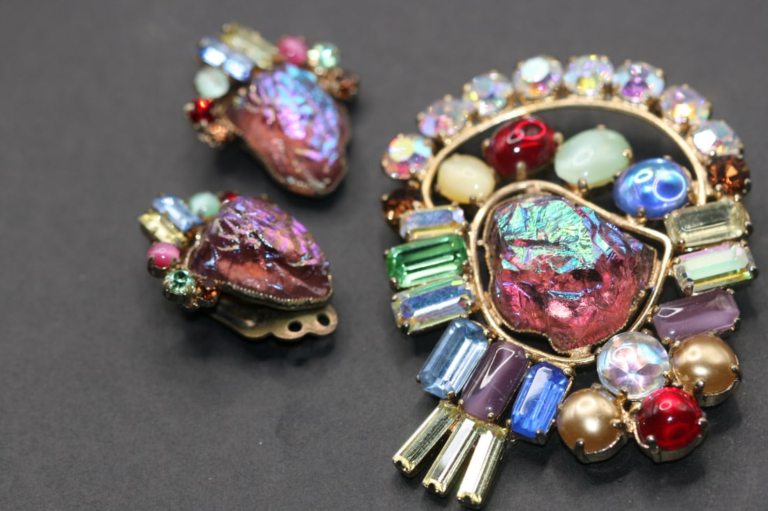Art Glass Volcano Cabochons Cluster Brooch Pin Earrings Set Huge Vintage Lot 534 (1 of 5)