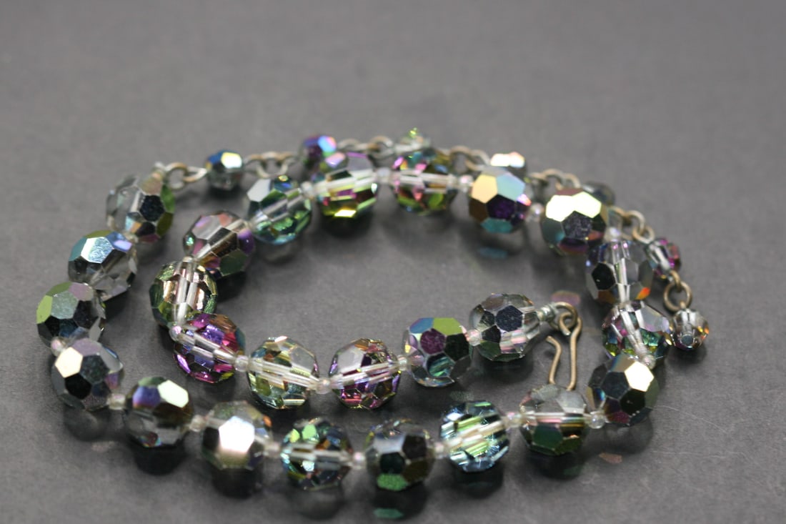 Crystal Necklace Vintage Lot 585: Crystal Necklace Vintage measurs 15 1/2" long and can be worn as short as 12" by using the connector hook