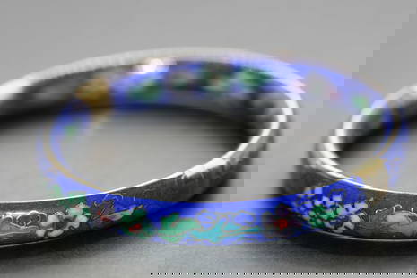 Cloisonne Bangle Hinged Blue Cobalt Bracelet Vintage Lot 897: Cloisonne Bangle Hinged Blue Cobalt Bracelet Vintage measures 2 3/8" across inside and is 3/8" wide