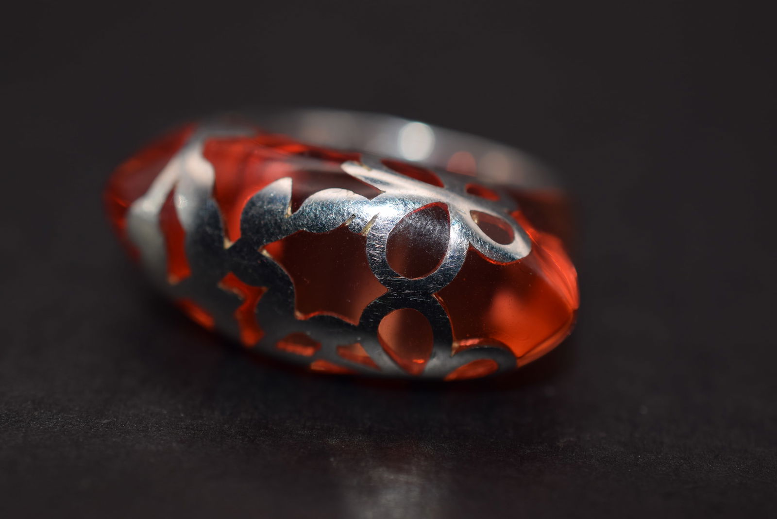 Sterling Silver Overlay Resin Ring Size 6.75 Lot 166: Sterling Silver Overlay Resin Ring Size 6.75 top measures 1 1/8" x 1/2" signed 925 inside