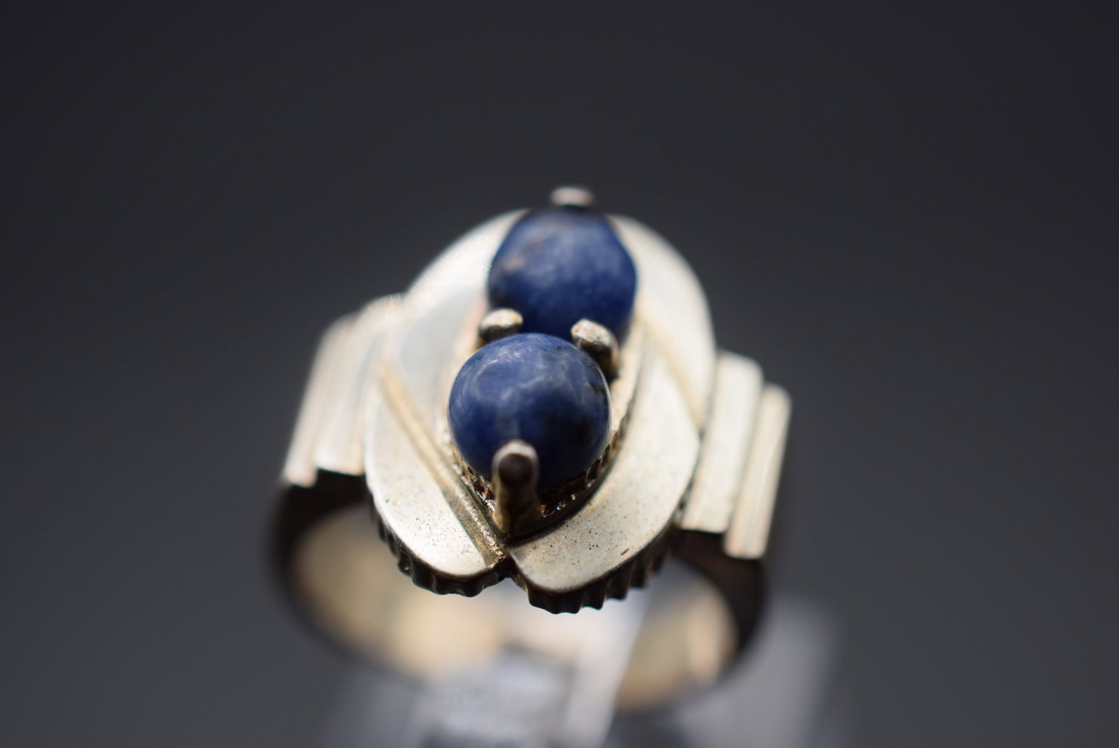 Lapis Thick Sterling Silver 925 Ring Size 6.75 Lot 495: Lapis Thick Sterling Silver 925 Ring Size 6.75 Weighs 7.34 grams Top measures 3/4" signed 925