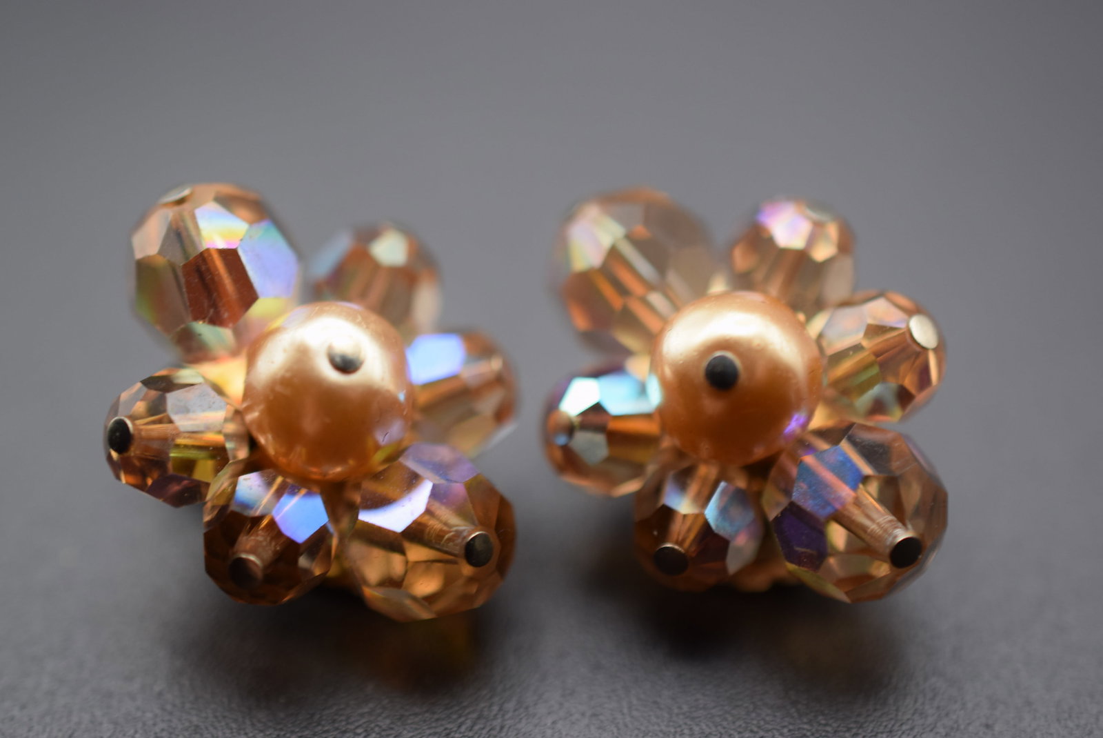 Sherman 1950's Vintage Crystal Clip Earrings Lot 595: Sherman 1950's Vintage Crystal Clip Earrings unsigned measures 1" x 3/4"